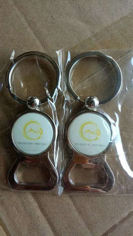 Móc khóa khui bia in logo theo yêu cầu