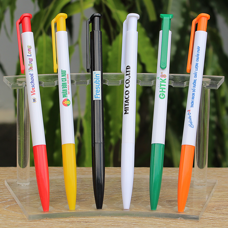 Bút Bi Nhựa - Dạng Bấm 6 Bút bi nhựa TL023 in logo theo yêu cầu giá rẻ